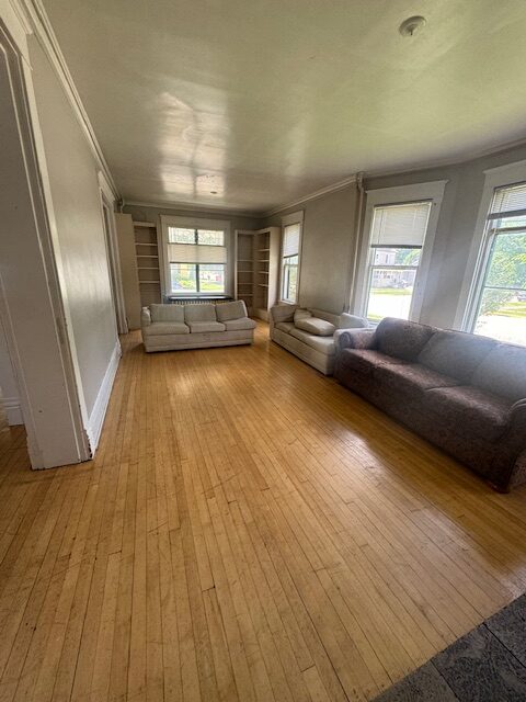 426-w-8th-2025-15 426-w-8th-2025-15